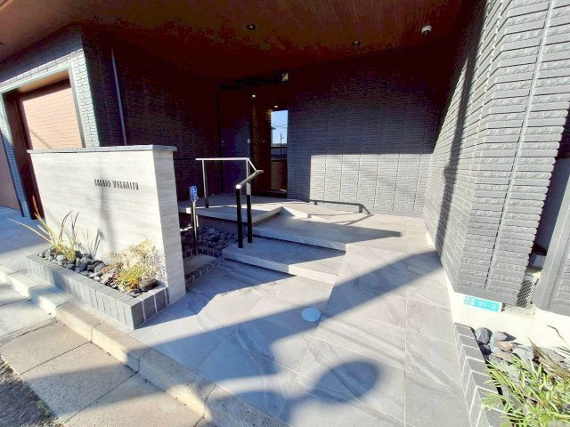 ククナ若宮のエントランス|★アプローチ★