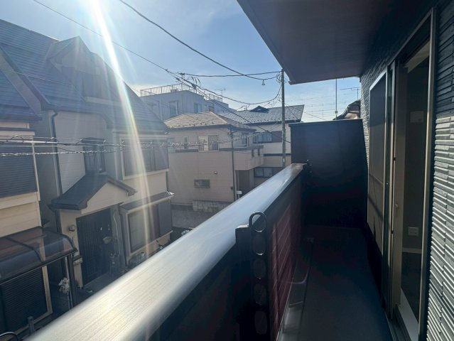 川越市稲荷町　新築一戸建て のバルコニー|広々としたバルコニーです