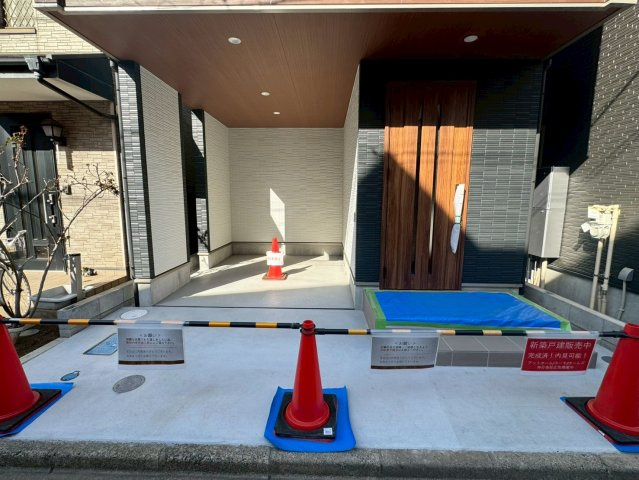 川越市稲荷町　新築一戸建て の駐車場|カースペースがあります