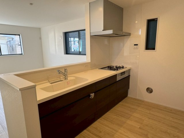 川越市稲荷町　新築一戸建て　のキッチン|きれいなキッチンです