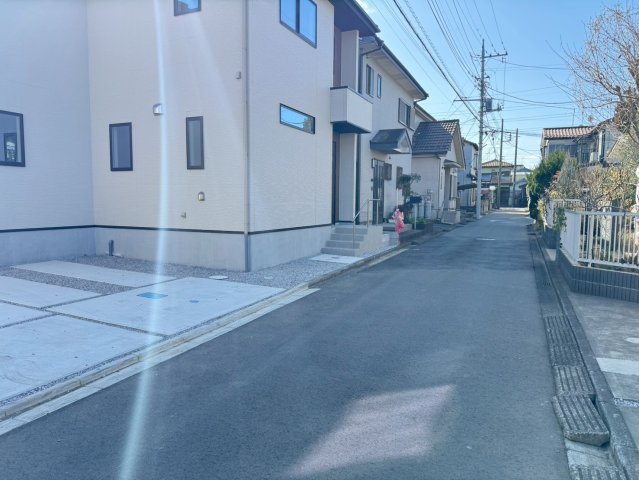 川越市今福4期　新築一戸建て　1号棟　の前面道路含む現地写真|前面道路含む現地写真です