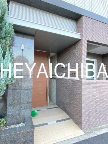 ラ メゾン オンズのエントランス