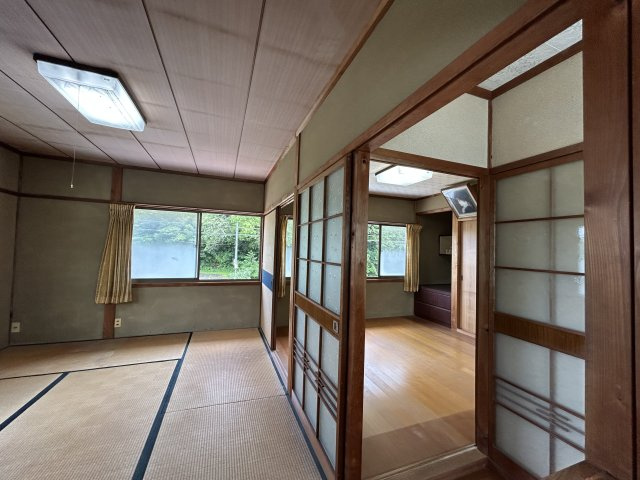高知県安芸郡東洋町河内字三反田1005番5中古戸建の洋室