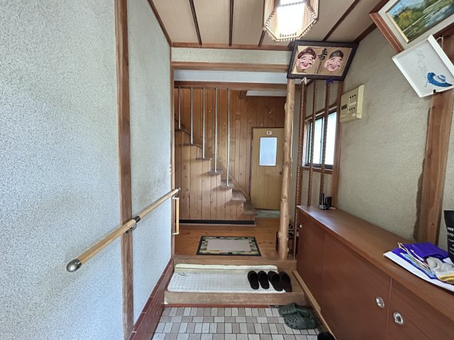 高知県安芸郡東洋町河内字三反田1005番5中古戸建の玄関