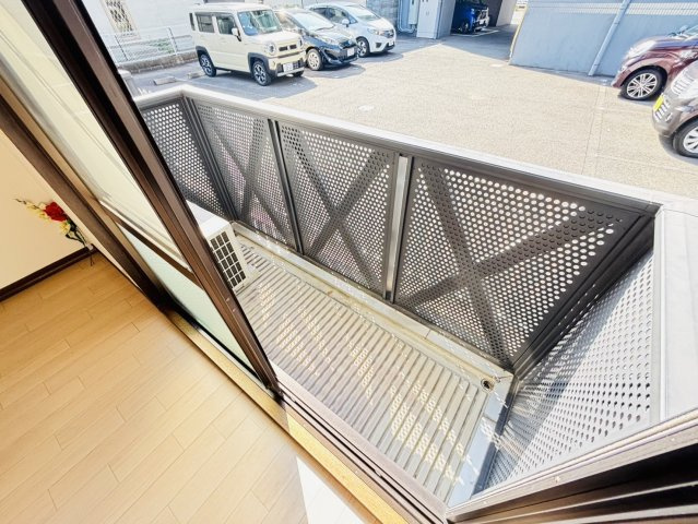 セフィラ学園通りのバルコニー|別号数タイプ