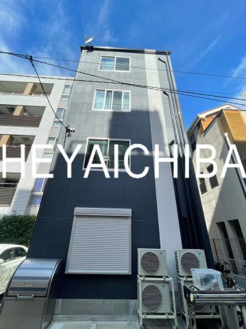 GRANQUAL浅草の外観