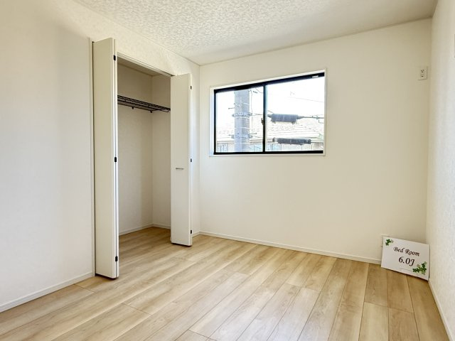 川越市笠幡第44　新築一戸建て　1号棟の洋室|スタンダードな洋室です