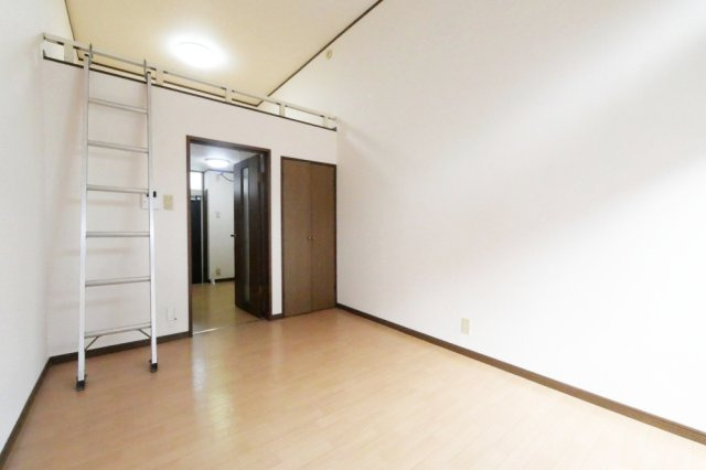 太宰府市朱雀１丁目のアパート