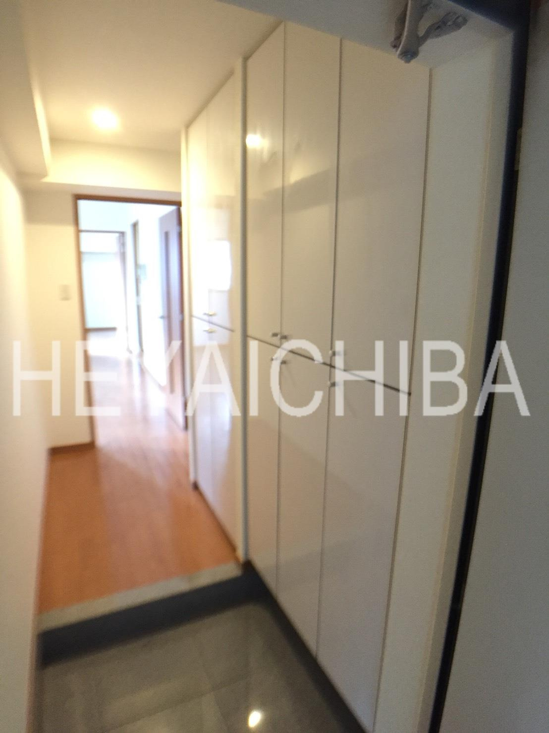 スカイコート蔵前の玄関