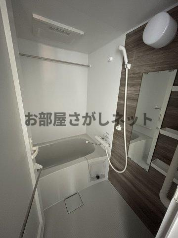 SAKURA AXIS NAKAITABASHI【おとり物件なし】#学生・社会人にオススメの浴室|502号室参考写真です（PURE WHITE)