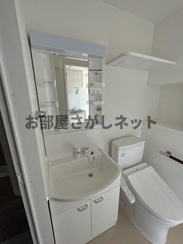 SAKURA AXIS NAKAITABASHI【おとり物件なし】#学生・社会人にオススメの洗面所|502号室参考写真です（PURE WHITE)