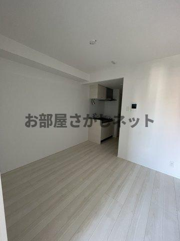 SAKURA AXIS NAKAITABASHI【おとり物件なし】#学生・社会人にオススメの居間・リビング|502号室参考写真です（PURE WHITE)