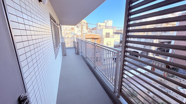 ★仲介手数料無料★グランドメゾン不動前（南東角住戸・吹き抜け・ロングポーチ付き　）の玄関
