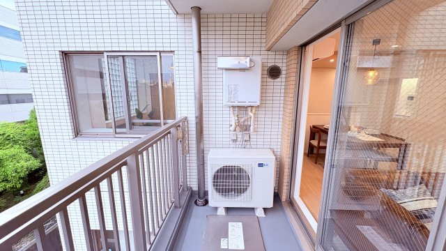 ★仲介手数料無料★グランドメゾン不動前（南東角住戸・吹き抜け・ロングポーチ付き　）