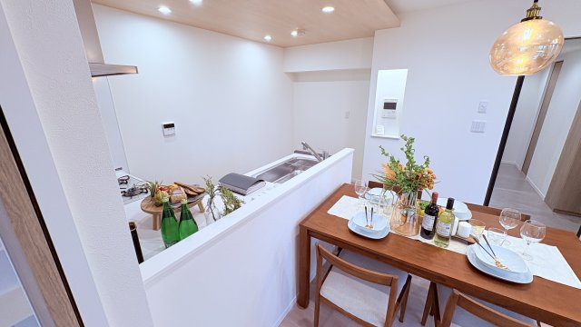 ★仲介手数料無料★グランドメゾン不動前（南東角住戸・吹き抜け・ロングポーチ付き　）のキッチン