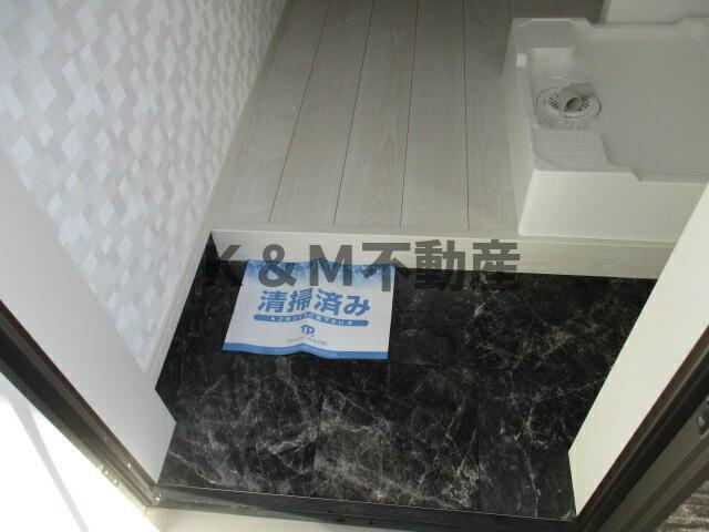 センチュリーオークＡ棟の玄関|ゆったりとした玄関です