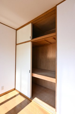 【収納】 | 太田市大原町　中古住宅 | 各居室に収納スペースがついておりお部屋スッキリ♪