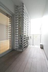 ガーデニエール砧 ＷＥＳＴのバルコニー