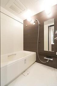 ガーデニエール砧 ＷＥＳＴの浴室