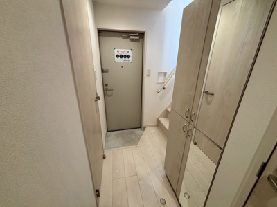 【玄関】 | ＣＢ西久留米ラヴィドゥース