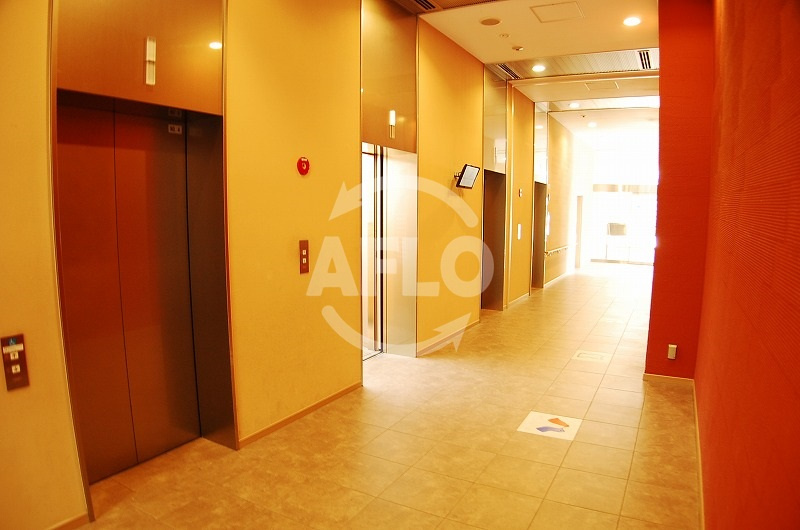 ローレルタワー難波　難波元町小学校区のその他共用部分|ローレルタワー難波　エレベーターホール