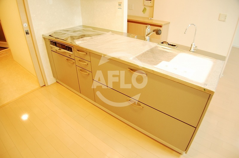 ローレルタワー難波　難波元町小学校区のキッチン|ローレルタワー難波　キッチン