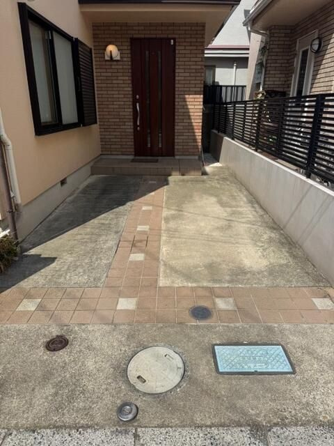 下連雀５丁目貸家の駐車場