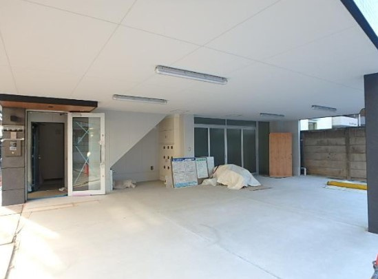 luzのエントランス