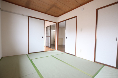 6帖　和室　収納あり