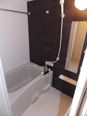 【浴室】 | リブリ・シャンテ | 別のお部屋の写真です。