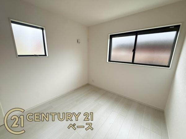 リーブルガーデン田原本町 １号棟 ／新築一戸建の洋室|■２面採光で明るい雰囲気の洋室です！