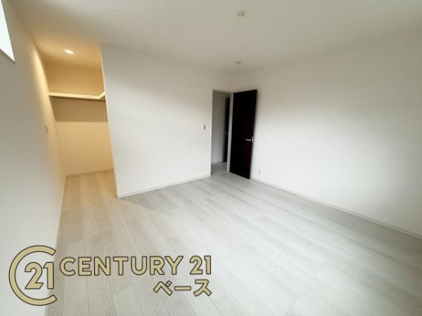 リーブルガーデン田原本町 １号棟 ／新築一戸建の洋室|■8帖の主寝室！ウォークインクローゼットもございます！