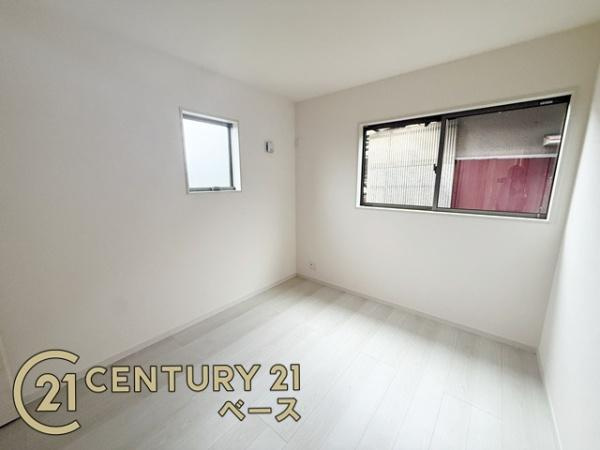リーブルガーデン田原本町 ２号棟 ／新築一戸建の洋室|■明るい雰囲気の洋室です！