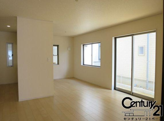 クレイドルガーデン高井田 ２号棟 ／新築一戸建の内観：施工例|■浄水器付きのシステムキッチンです！■