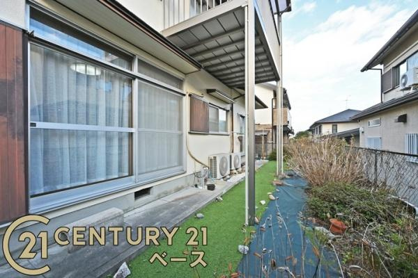 北葛城郡上牧町友が丘２丁目の中古一戸建の庭|■広くて開放的なお庭でゆったりプライベートな時間を満喫！