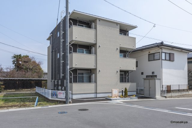 グランデ王神の外観