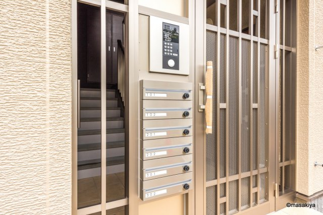 グランデ王神のエントランス