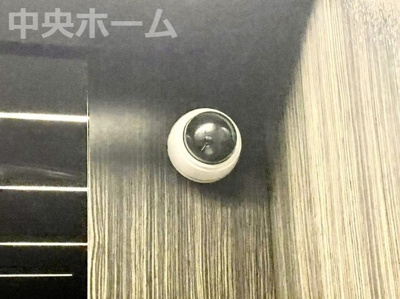 【防犯設備】 | シティテラス東陽町 | 【防犯カメラ】何かあった時の大事な証拠になることももちろんなりますが、防犯というくらいですので大事なのは防犯カメラがあることによって抑止力につながることですよね。