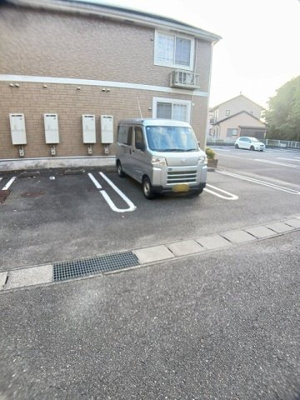 【駐車場】 | グランド　ウィッシュＡ