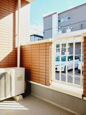 【バルコニー】 | ファミリア