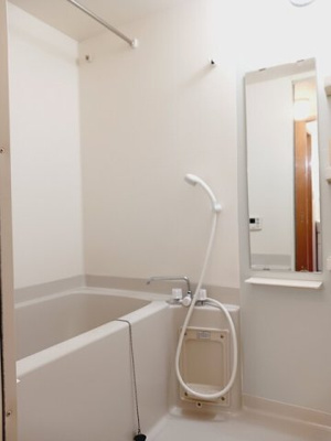 【浴室】 | ファミリア