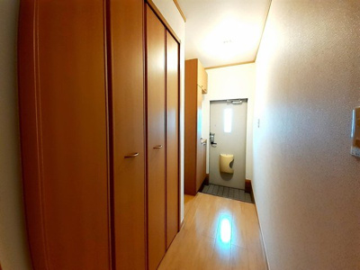 【玄関】 | ヴィラ・プレステ－ジＢ