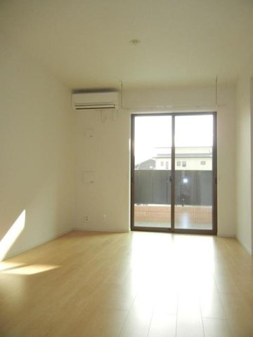 クレールⅢ　Ａの居間・リビング