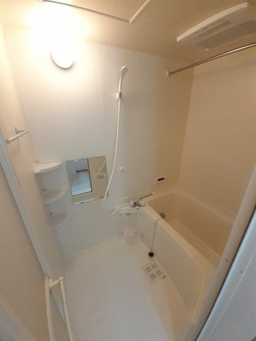 ル・ソレイユⅠの浴室