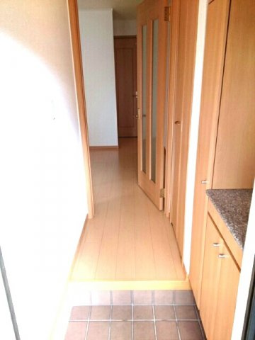 ラルジュ・メゾンＢの玄関