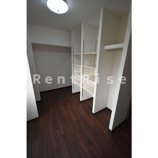 アパートメントハウス朴の樹の収納