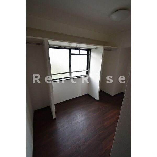 アパートメントハウス朴の樹の寝室