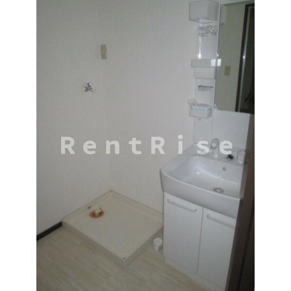 アパートメントハウス朴の樹の洗面所