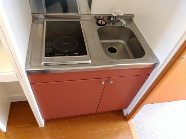 レオパレスラクティのキッチン