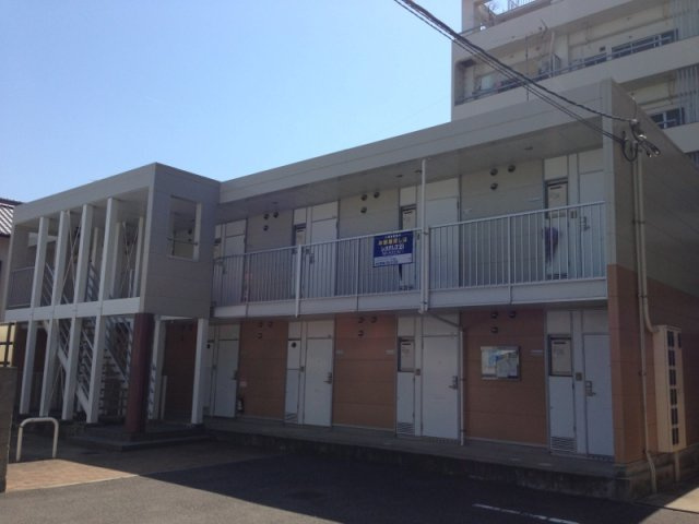 レオパレスＩＭＡＢＡＲＩ中央の外観